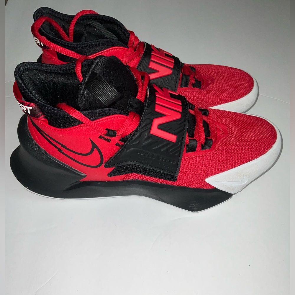 Boys red and black Nike shoes Size 5Y